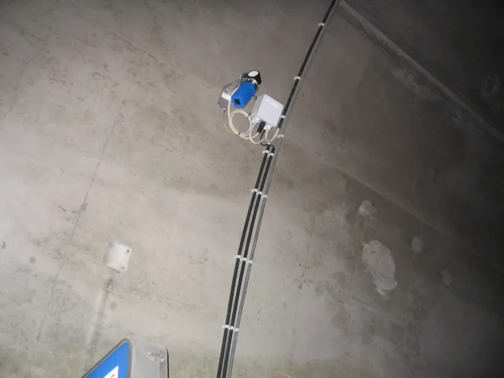 [WEBSITE_JES_TFL-USX] JES t/FL-USX Air flow monitoring system – Ultrasonic cross-section